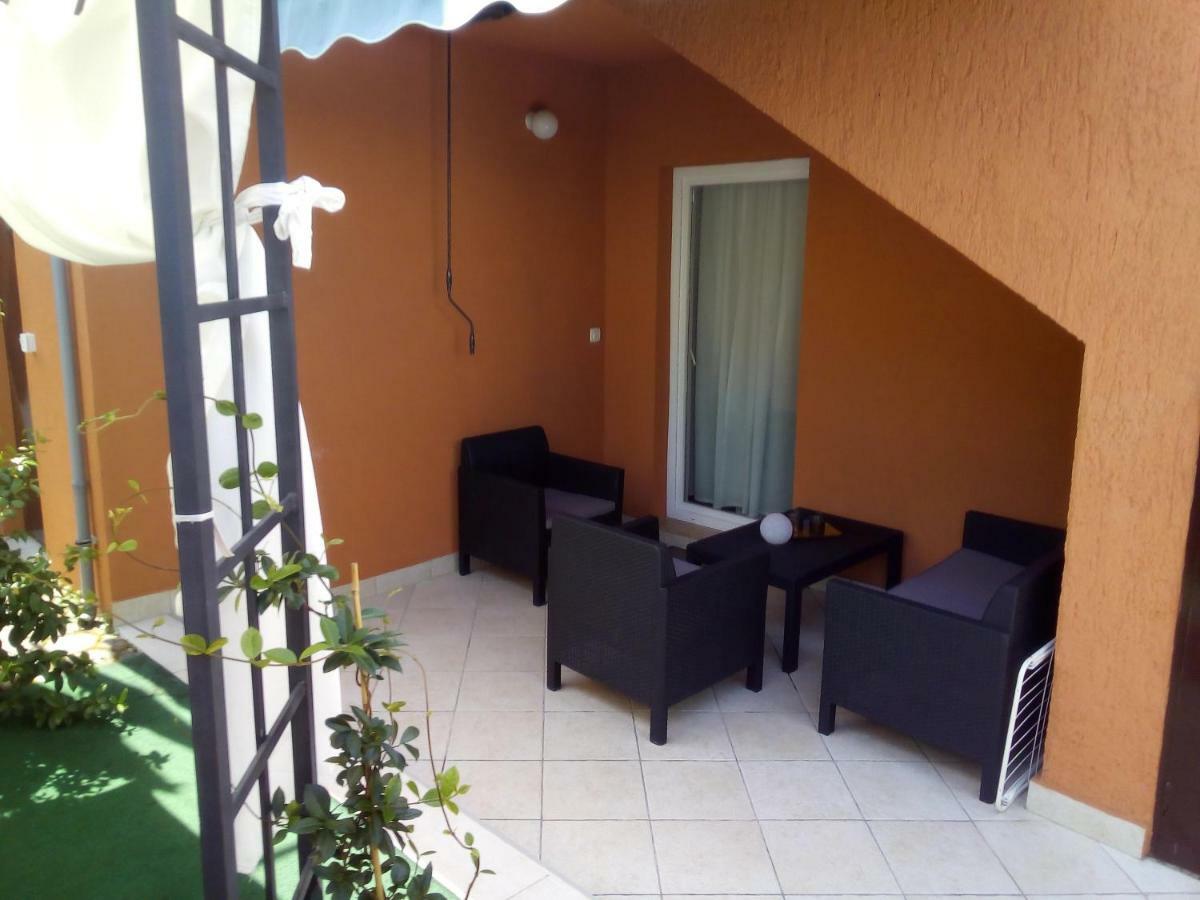 Apartments Maris Пореч Екстер'єр фото